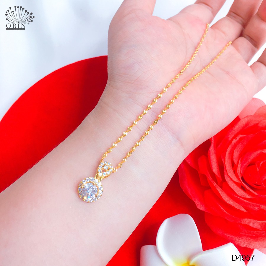 Dây chuyền nữ dạng xoắn mặt tròn đính đá thiết kế cao cấp Orin D4957