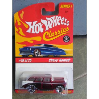 Xe Hotwheels Classics Chevy Nomad màu đỏ