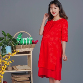 Áo dài bầu cách tân , cổ đính cườm