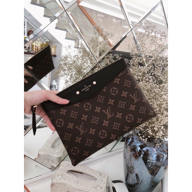 Ví Cầm Tay Clutch Nam ❤️ FULL BOX❤️ Mẫu Mới Và Hot Nhất Hiện Nay Hàng Xuất Khẩu Chất Da Loại 1 Có ảnh thật