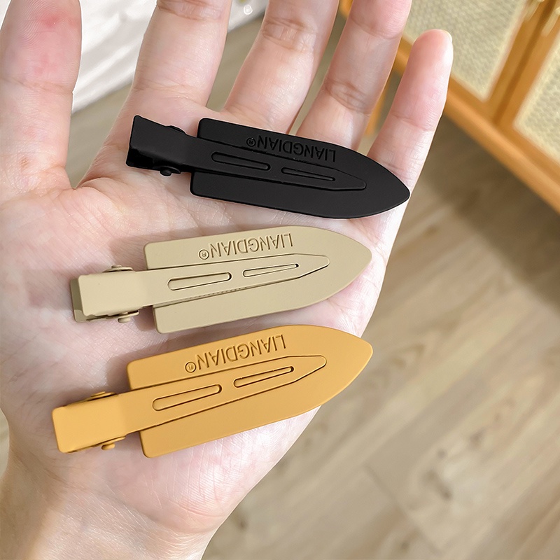 2 cái kẹp tóc kaki cho nữ