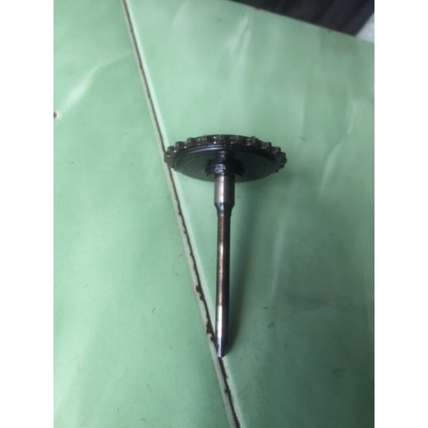 Bộ bánh xe và ty bơm nhớt Wave100 hay Dream hàng rã theo xe Zin