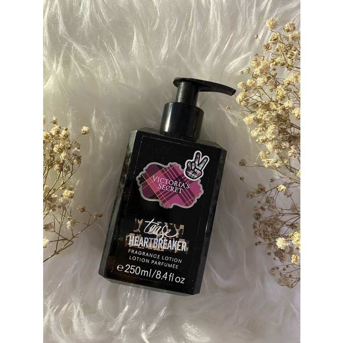 Dưỡng thể Victoria’s Secret Fragrance Lotion 250ml - Tease Hearbreaker (Mỹ)