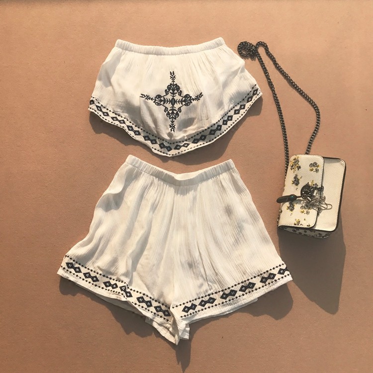 Set áo croptop kèm quần lưng cao, họa tiết thêu thổ cẩm dân tộc, bohemian xinh