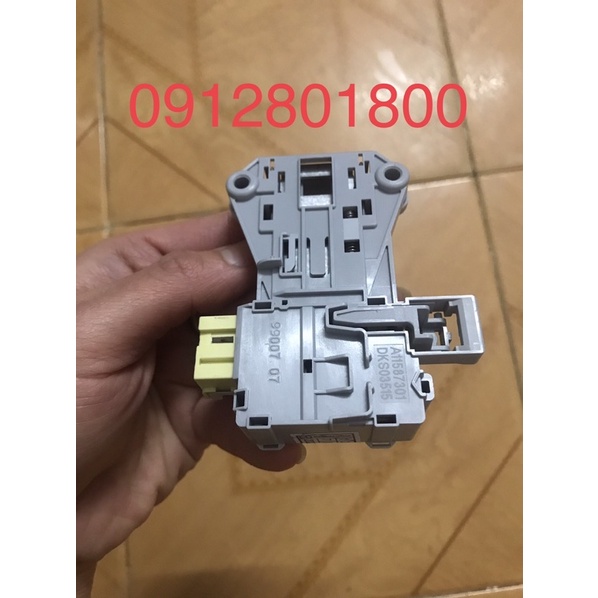 KHÓA CỬA MÁY GIẶT ELECTROLUX 10932 /12942 / 12732 / 12933 / 12935 / 12938 / 12022 / 14113 / 12853