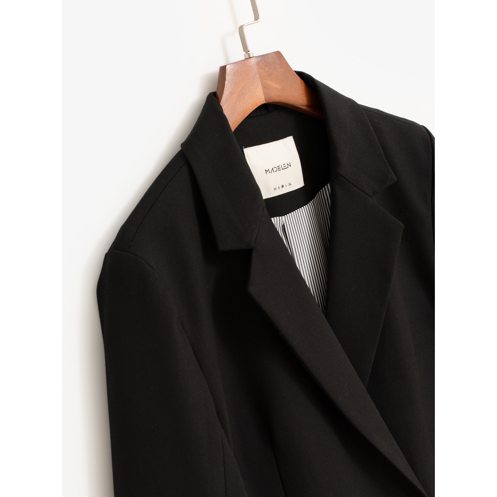 Áo blazer đen basic cơ bản dài tay MADELEN