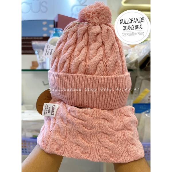Sale Set mũ và khăn len HRNEE