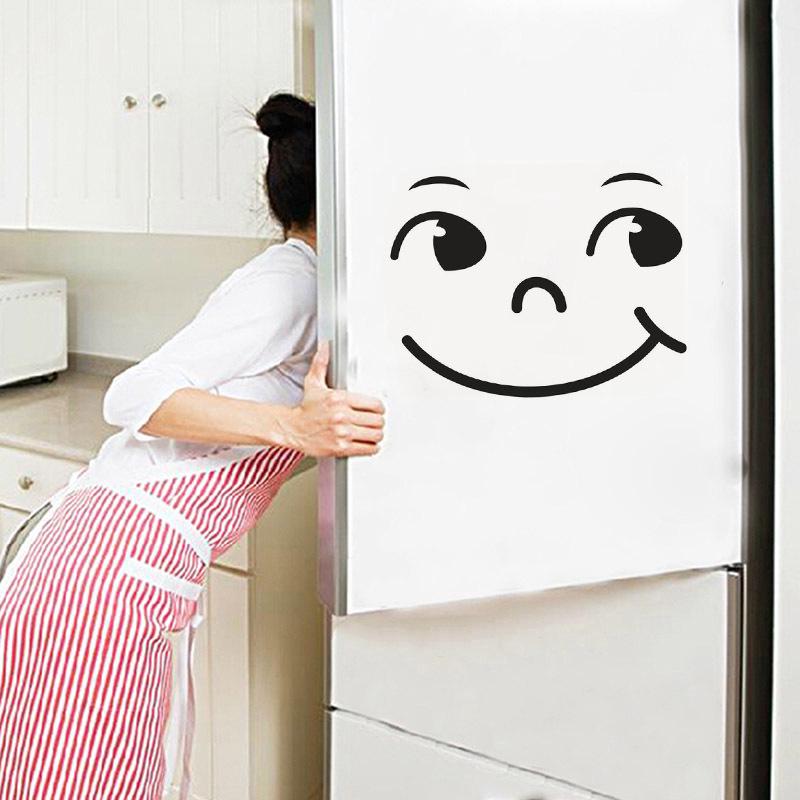 Decal dán tường hình mặt cười