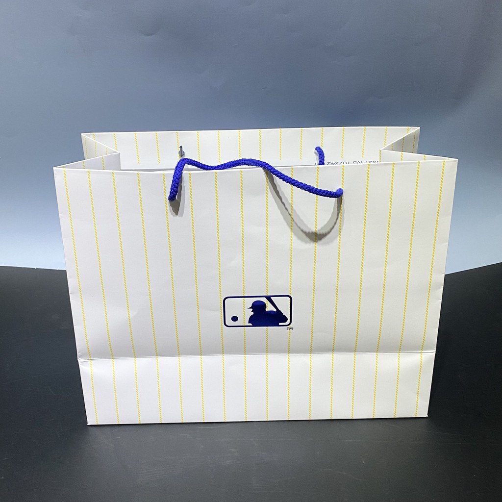 Túi giấy xách MLB ⚡ Túi quà tặng đựng giày dép mũ áo quần MLB + Bán kèm Full Box Bill + Giấy gói Pelure