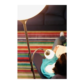 Đèn cây 2 nhánh màu đen NOT - IKEA