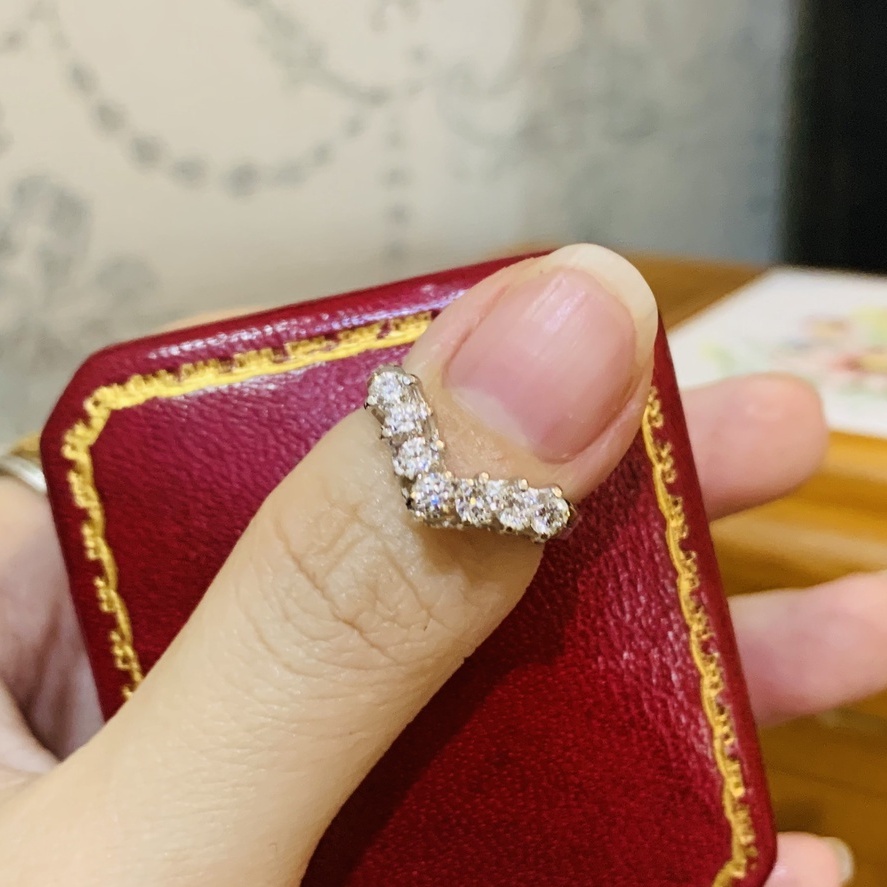 N39. Nhẫn viền đ.á trắng kiểu vương miện| Độc lạ | Vintage Necklace|| Si Nhật | Japan | 2HAND | trang sức nhật bản