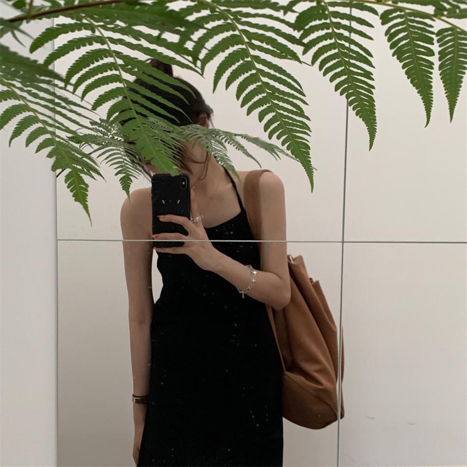 Đầm dài hai dây thiết kế mới quyến rũ thời trang dành cho mùa hè