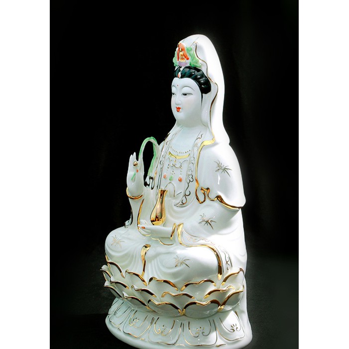 TƯỢNG PHẬT QUAN ÂM BẠCH NGỌC