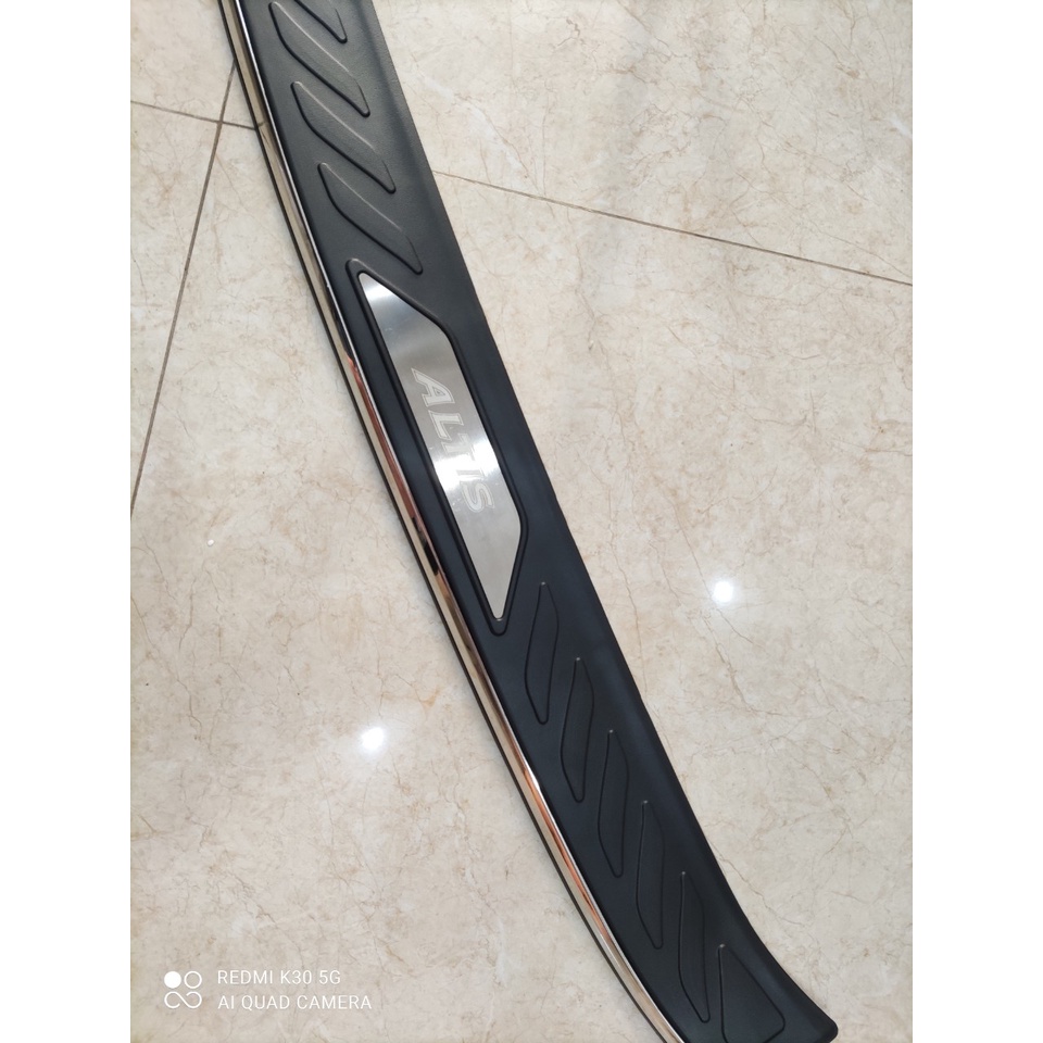 Chống Trầy Cốp Xe Altis 2014 đến 2021 Mẫu Nhựa 3D