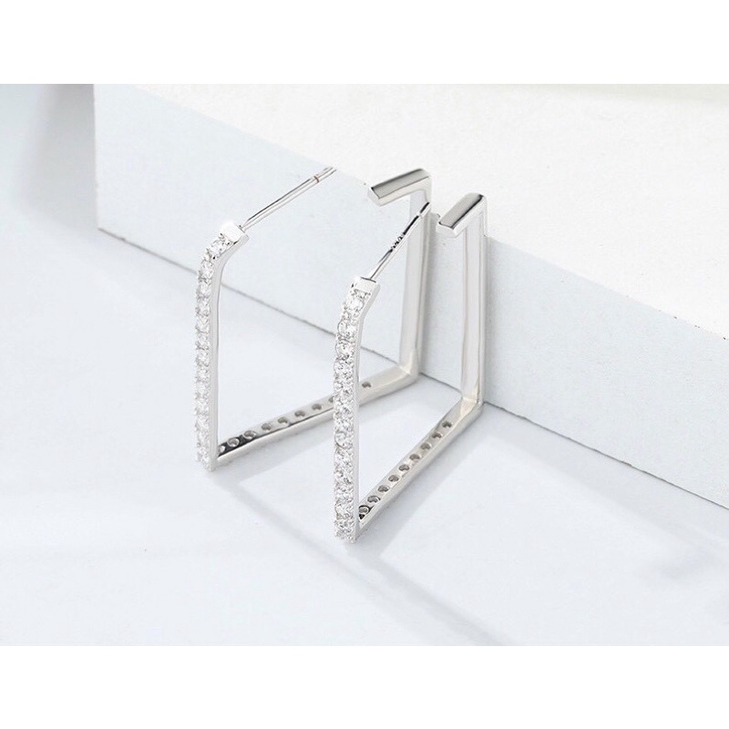 Khuyên tai hình vuông đen nạm đá cá tính bạc chuẩn đẹp