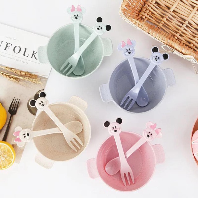 Bát nhựa lúa mạch kèm thìa dĩa Mickey cho bé ăn dặm