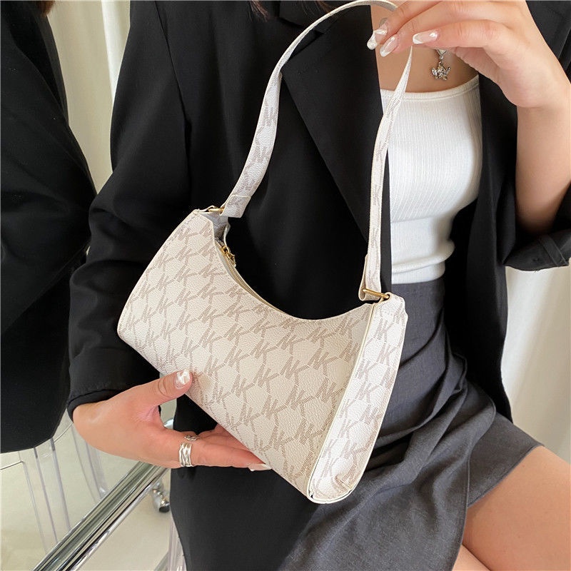 Túi xách đeo vai nhỏ thiết kế cổ điển thịnh hành
