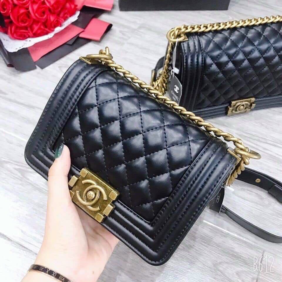 Túi Đeo Chéo Chờ Neo Boy Viền Xích Size 20 &amp; Size 25 Kèm Hộp Chanh Xả