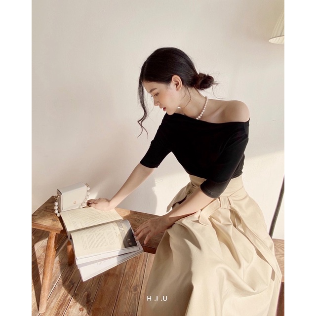 Chân váy midi H.I.U ROOM dáng dài kèm đai thắt, style hàn quốc HIU design 2021. | BigBuy360 - bigbuy360.vn