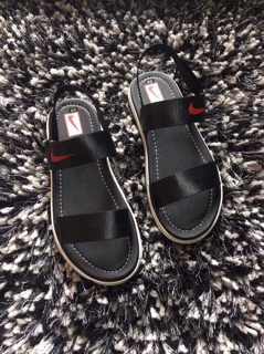 Xăng đan nam VERSACE
