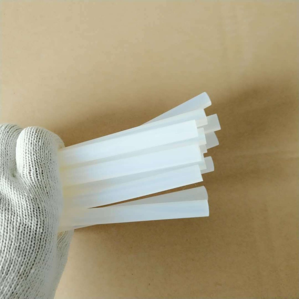 Keo nến siêu rẻ, keo nến kích thước dài 30cm tiện lợi hơn. tiết kiệm hơn