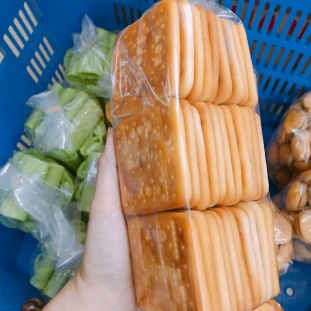 500 gr bánh lạt mặn.