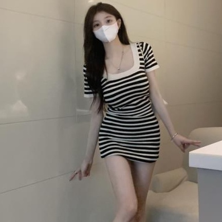 Đầm Tay Ngắn Cổ Vuông Ôm Eo Họa Tiết Kẻ Sọc Thời Trang Mùa Hè Phong Cách Hàn Quốc Mới Cho Nữ