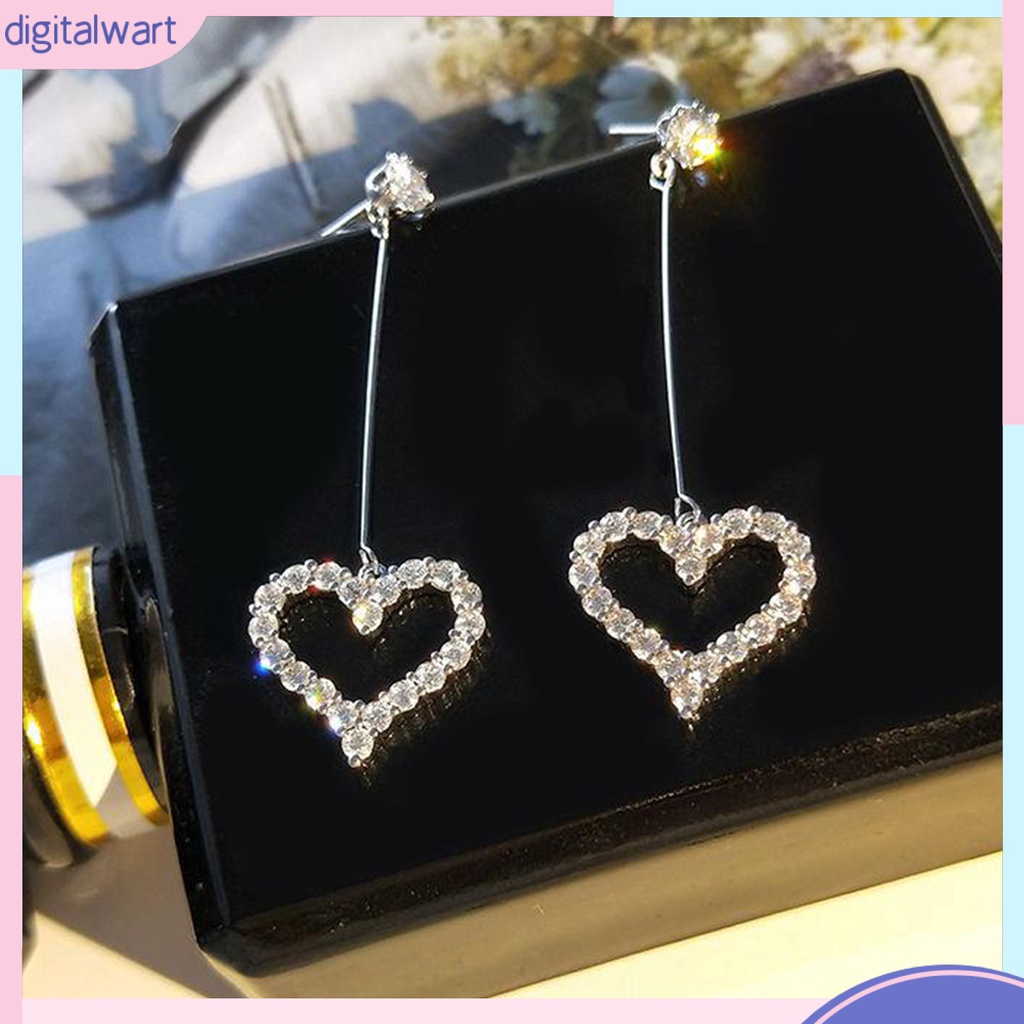 Đôi Khuyên Tai Hợp Kim Hình Trái Tim Thời Trang Cho Nữ