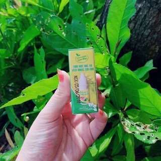 Kem dưỡng mắt