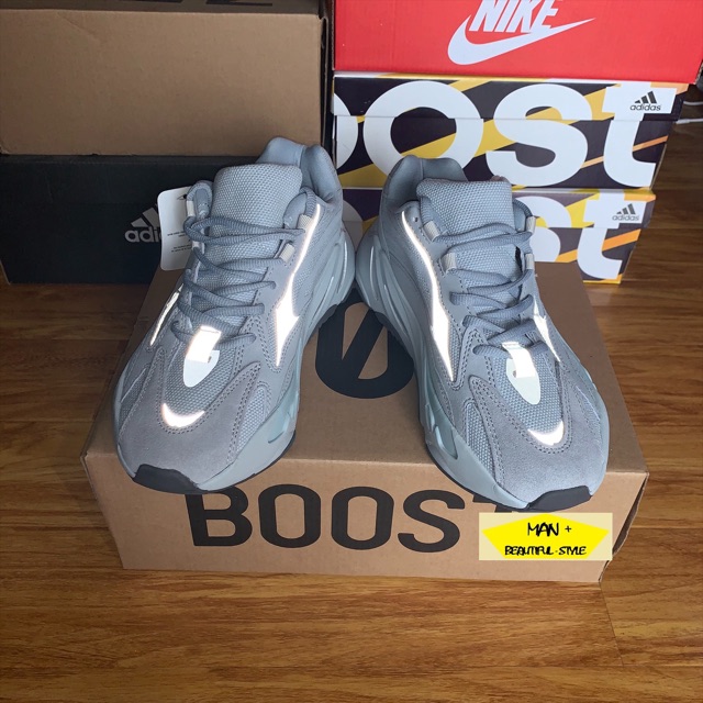 XIÊU (Full box) Giày thể thao sneaker YEEZY BOOST 700 V2s Hospital Blue xanh phản quang | Full box nhé | < 2020 new new