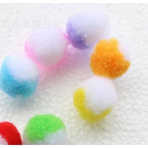 pompom 2 màu 3cm 17 gram khoảng 30 viên làm scrunchies