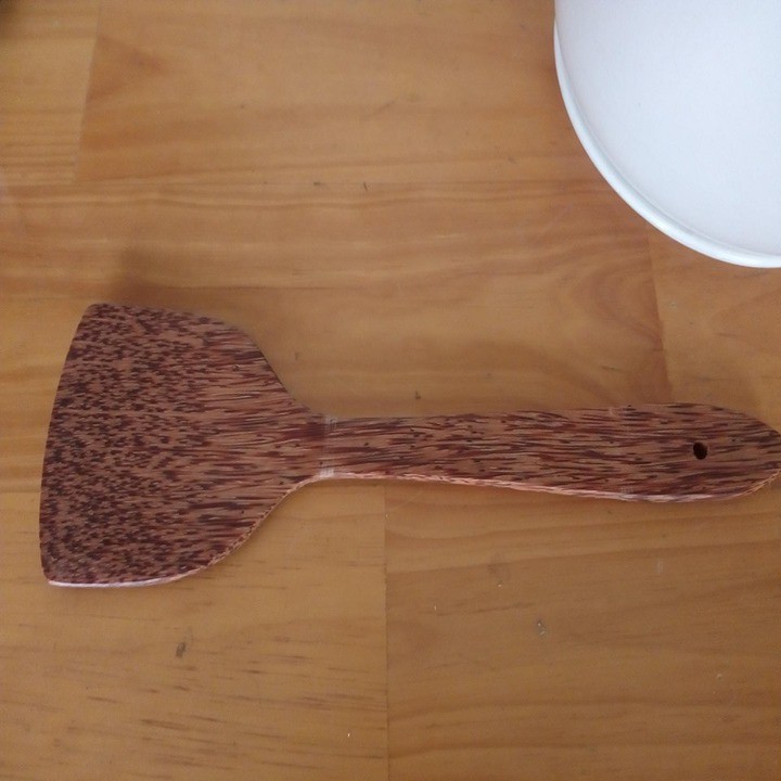 muỗng xào gỗ