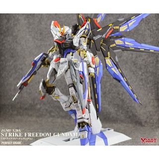 Mô hình lắp ráp gundam PG 1/60 Strike Freedom Daban