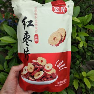 Táo đỏ Tân Cương cắt lát sấy khô gói 252g