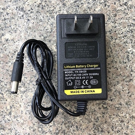 Sạc pin 2s sạc 8.4v 2A tự ngắt khi đầy có đèn báo dùng cho pin lithium lipo 18650