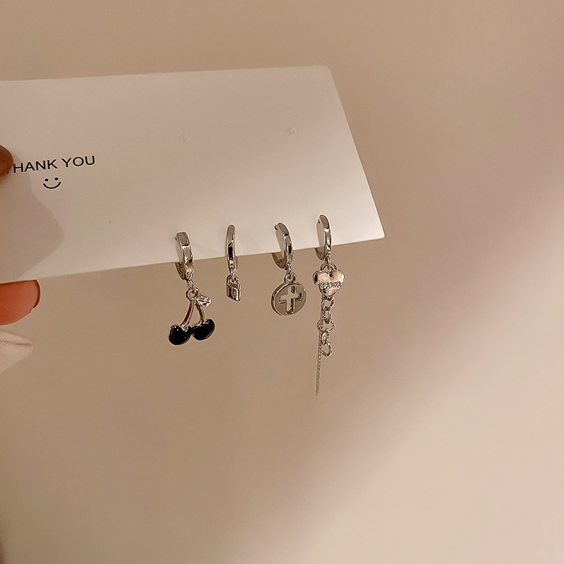 Set 4 Khuyên Tai Hình Quả Cherry Đen Đơn Giản Phong Cách Hàn Quốc 19A1492