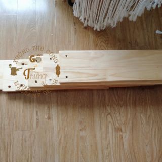 Tấm gỗ thông làm kệ