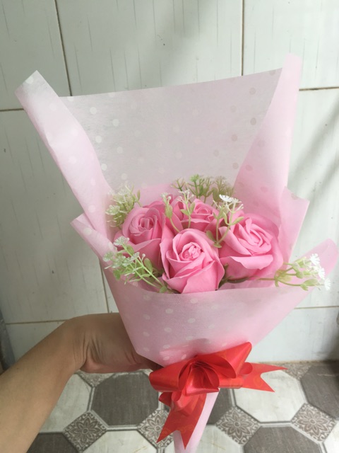 Bông hồng sáp bó