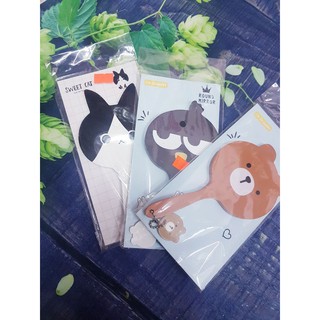 Gương soi cầm tay dễ thương