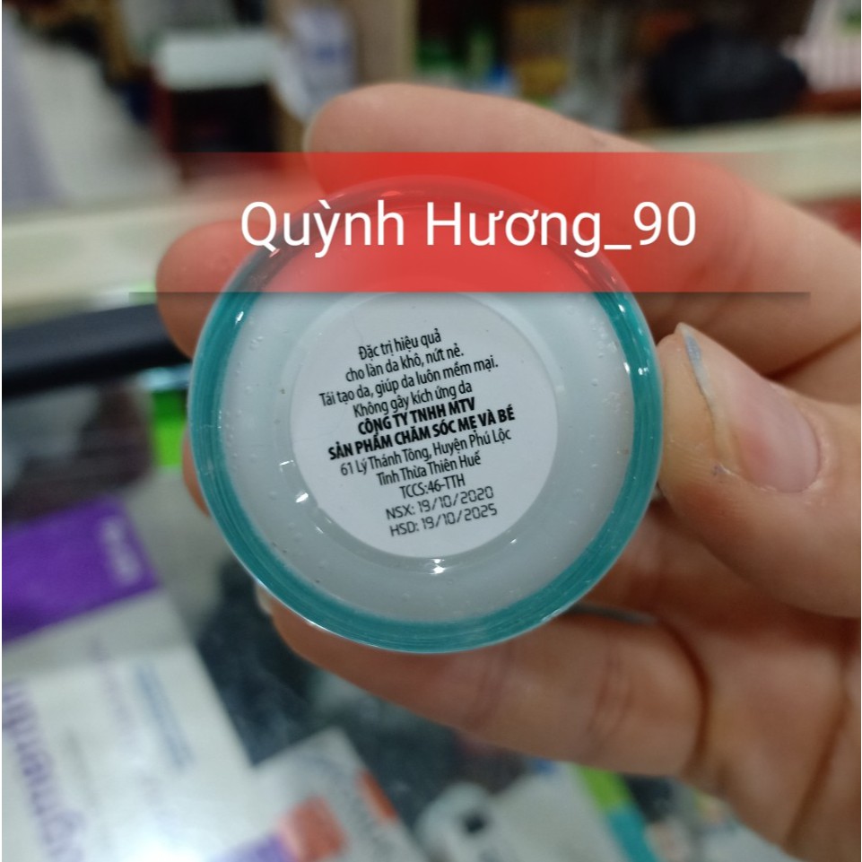 Kem dưỡng ẩm VASELINE family 15g