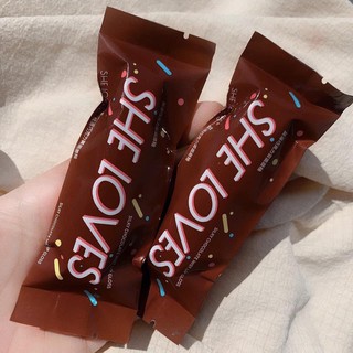 SON SHE LOVE ONE CHOCOLATE
