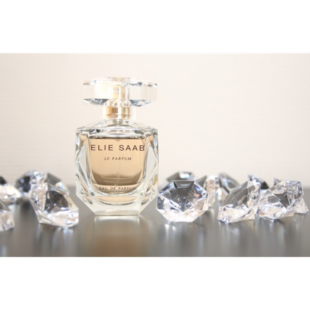 TÁCH SET UNBOX MINI NƯỚC HOA NỮ ELIE SAAB LE PARFUM EAU DE PARFUM 7.5ML