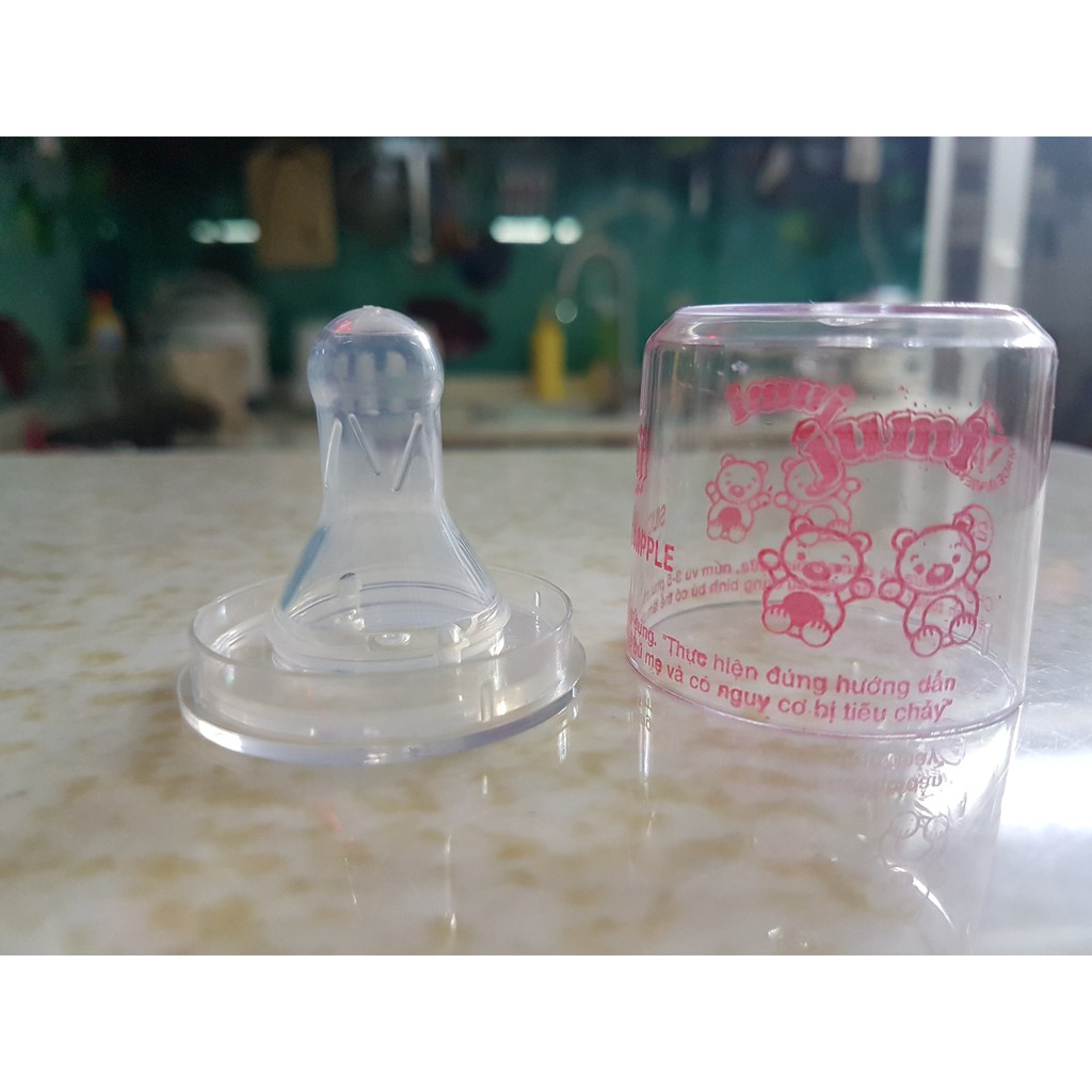 1 lố vú ly size M gồm 12 cái