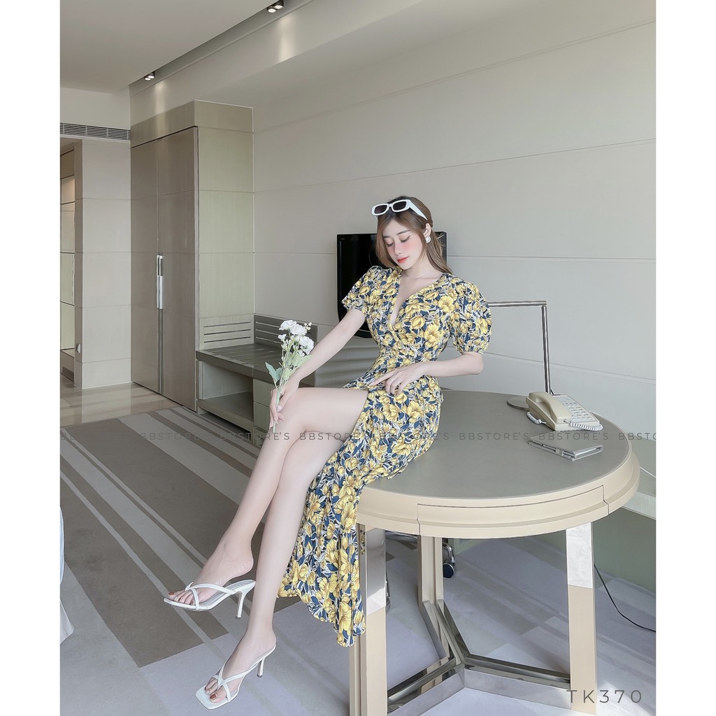 [Mã FAGREEN245 giảm 10% tối đa 30K đơn 99K] [BBSTORE'S] Đầm hoa đỏ - TK370 | BigBuy360 - bigbuy360.vn