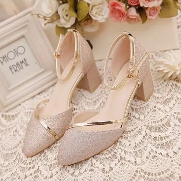 Fashion Trend Thick-heeled Sandals Korean Mid-heel Sexy Evening Shoes Student Shoes 2021 New Baotou Sandals Women