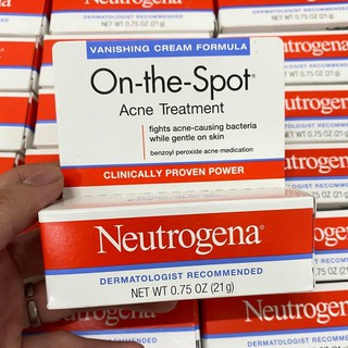 Kem Chấm Mụn Neutrogena Rapid Clear Stubborn Acne Spot Gel