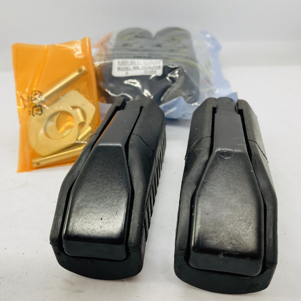 Gác chân sau, cao su để chân Honda WAVE RS , WAVE ALPHA  zin nhập khẩu Thái lan chính hãng, hàng đẹp chất lượng