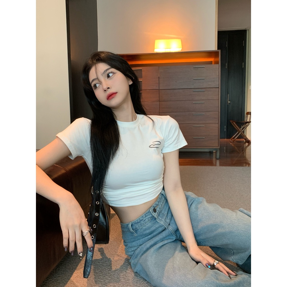 Áo Croptop Tay Ngắn Cổ Tròn In Họa Tiết Phong Cách Hàn Quốc Quyến Rũ Cho Nữ