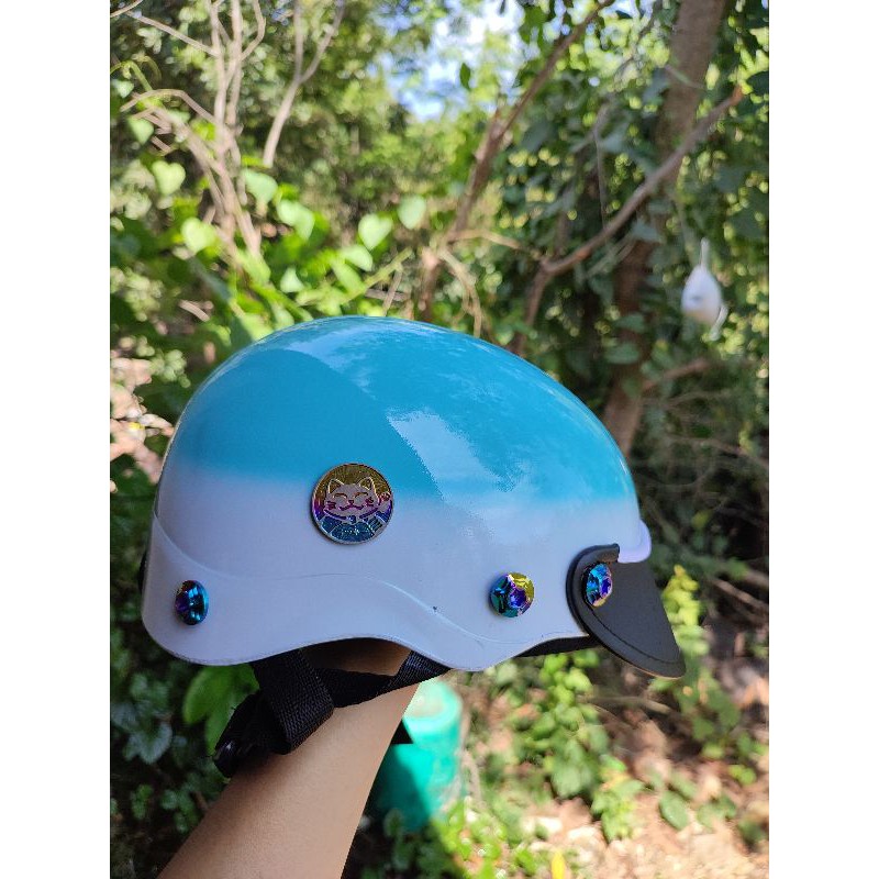 Mủ Bảo Hiểm Gắn Ốc Titan