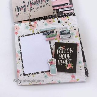 Mini album scrapbook